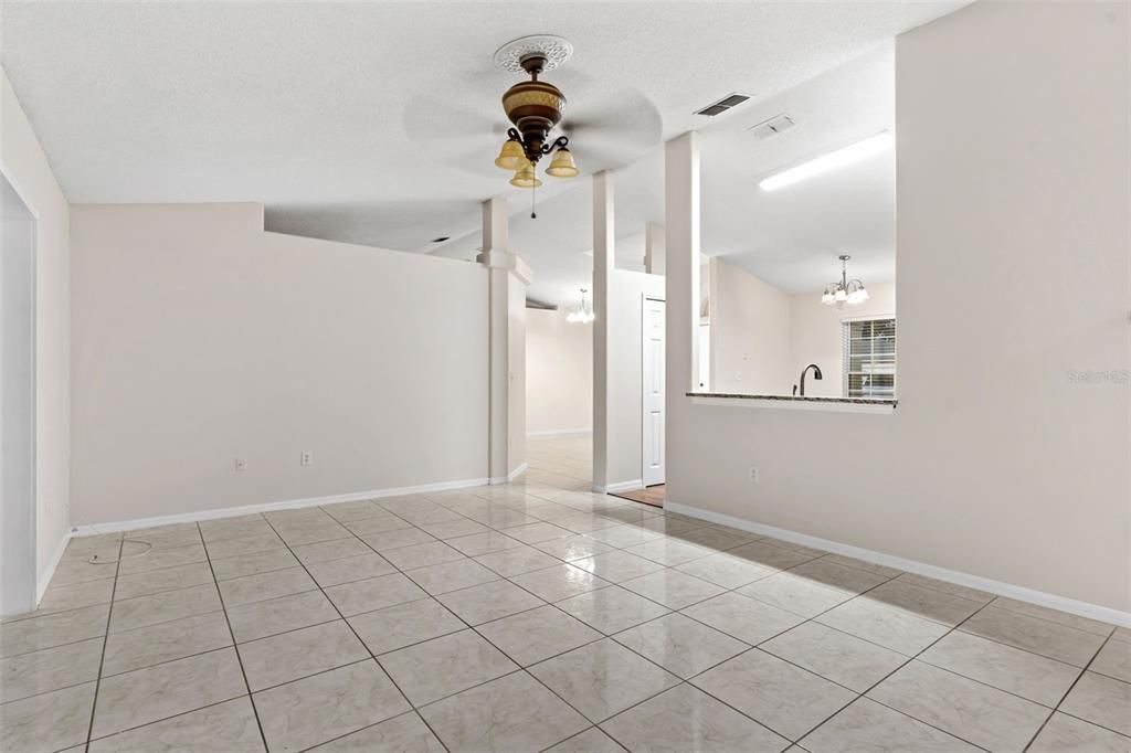 For Sale: $239,000 (3 beds, 2 baths, 1587 Square Feet)