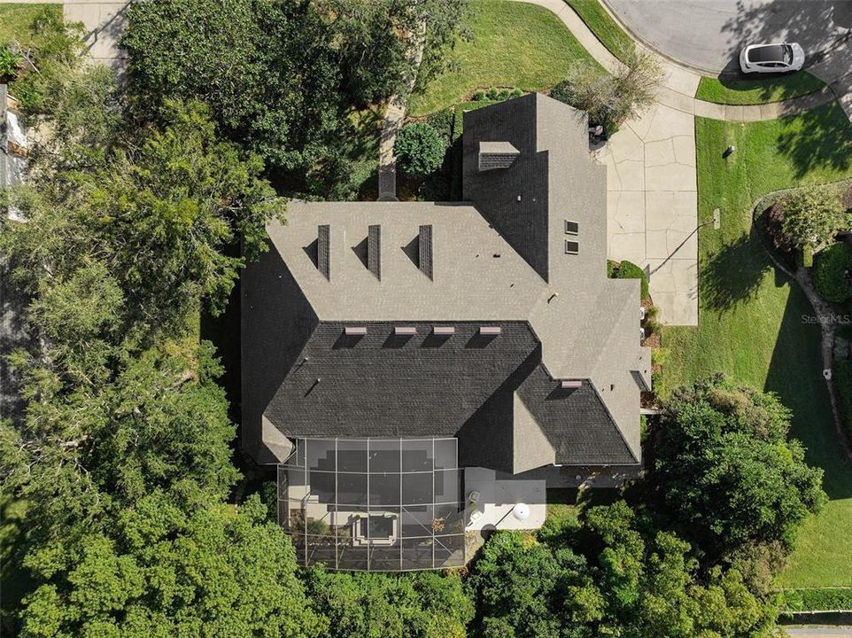 Arial Lot view showcasing newer roof