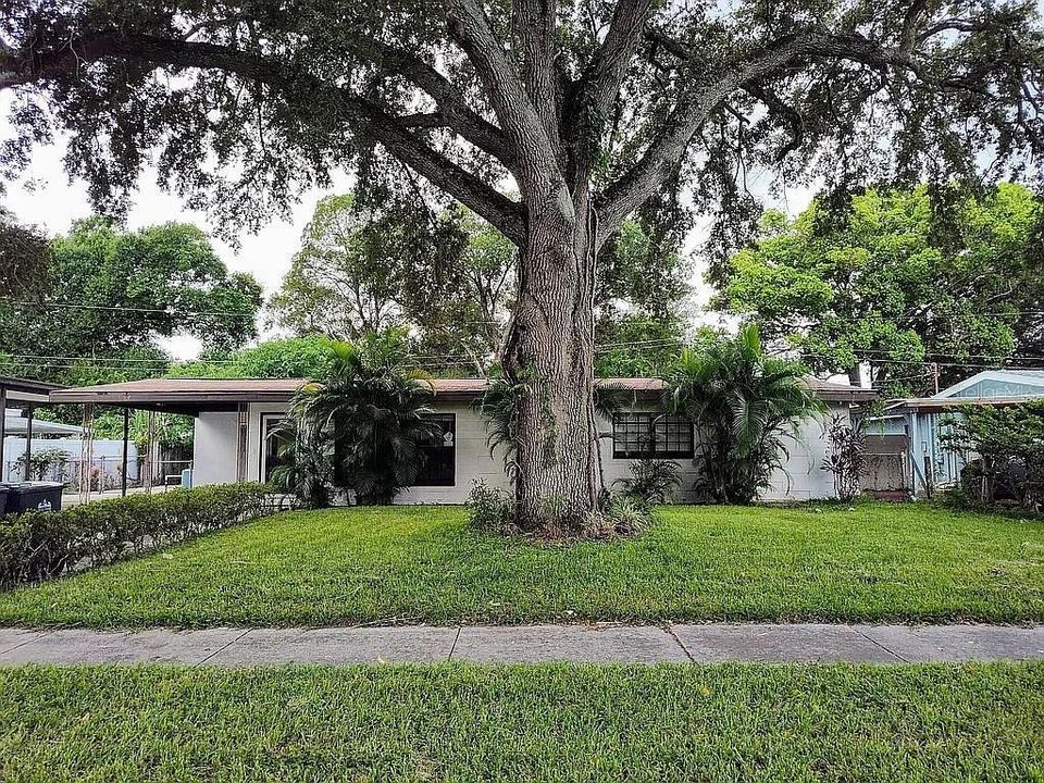 For Sale: $340,000 (3 beds, 2 baths, 1570 Square Feet)