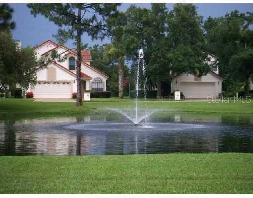 Fountain in Country Club Village at Tuscawilla