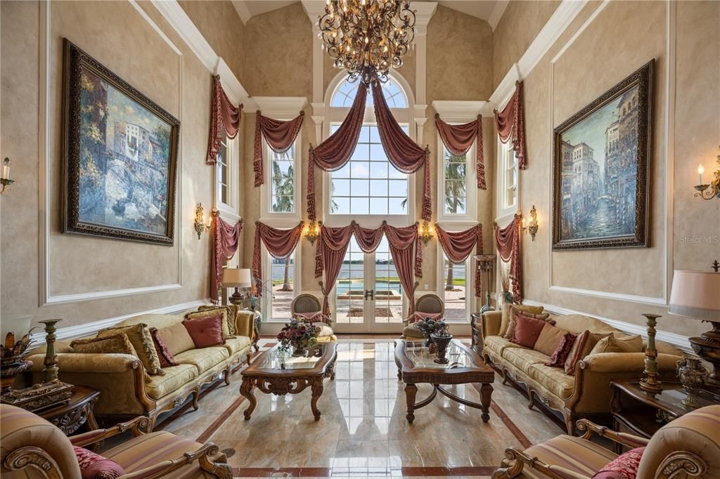 For Sale: $5,500,000 (6 beds, 6 baths, 8015 Square Feet)