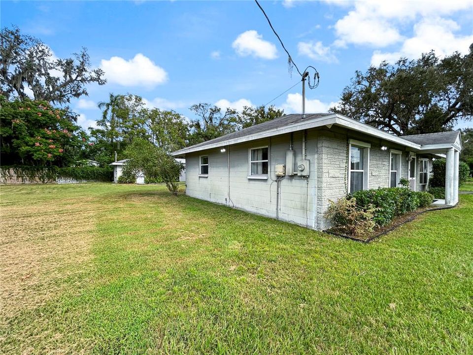 For Sale: $310,000 (3 beds, 2 baths, 1768 Square Feet)