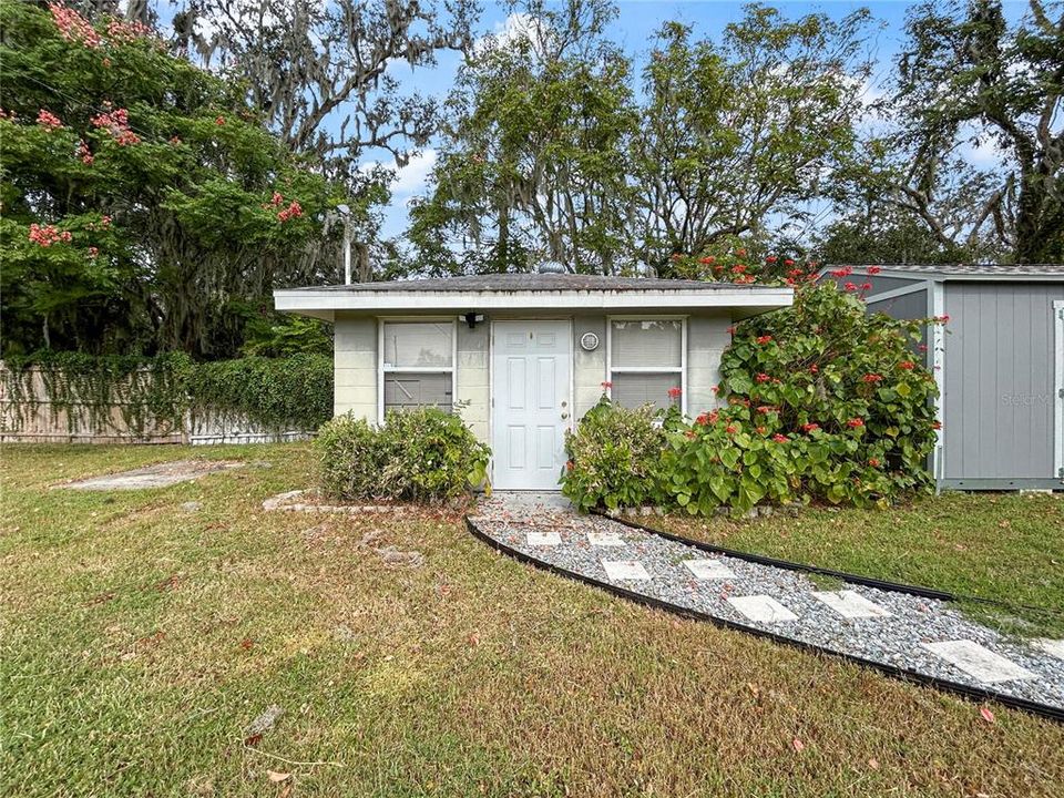 For Sale: $310,000 (3 beds, 2 baths, 1768 Square Feet)