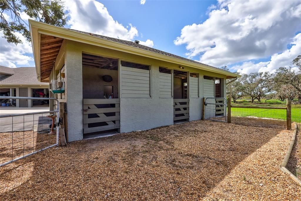 For Sale: $1,200,000 (3 beds, 2 baths, 2149 Square Feet)