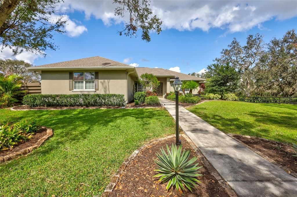 For Sale: $1,200,000 (3 beds, 2 baths, 2149 Square Feet)