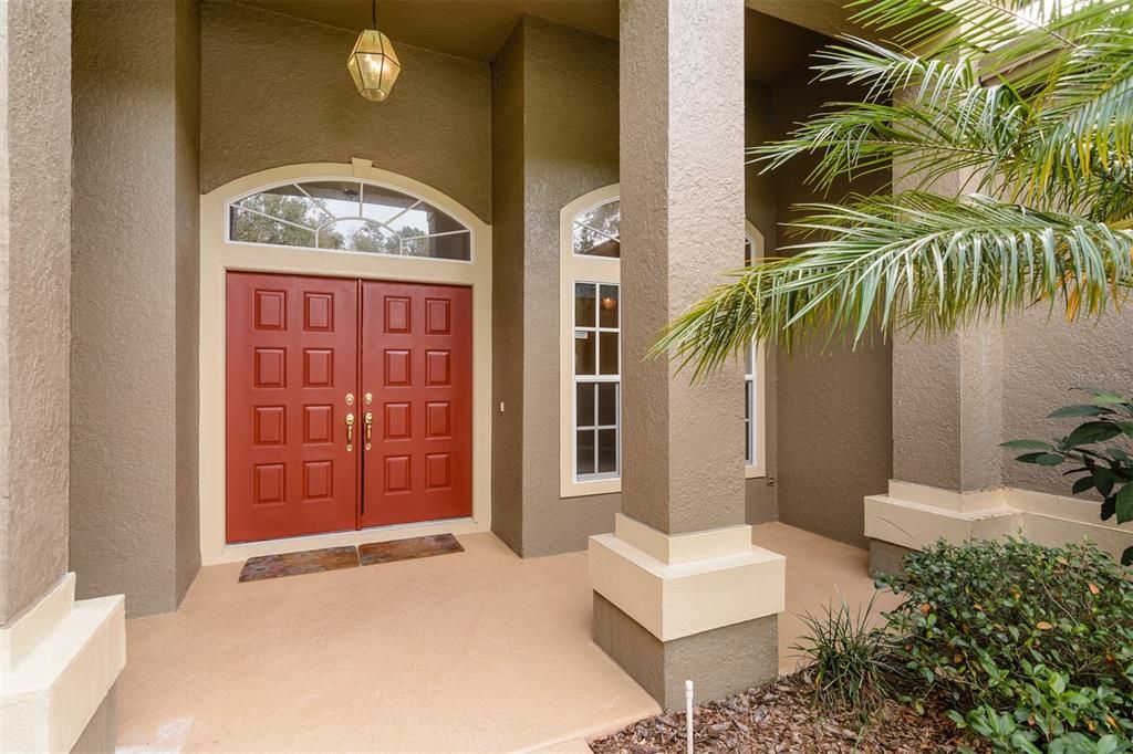 DOUBLE DOOR FRONT ENTRY