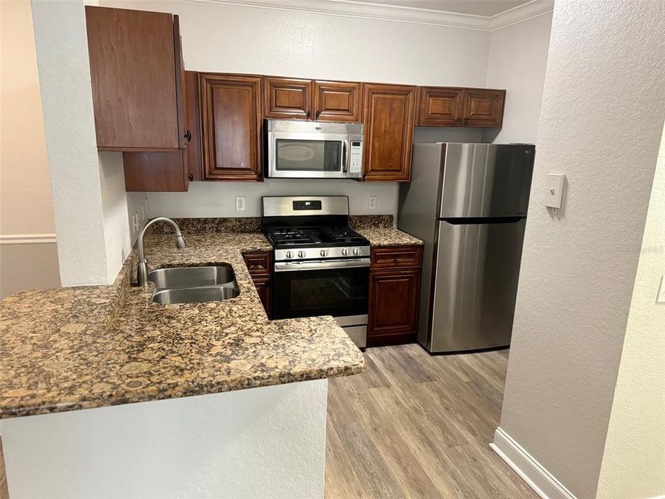 For Rent: $1,750 (2 beds, 2 baths, 1141 Square Feet)