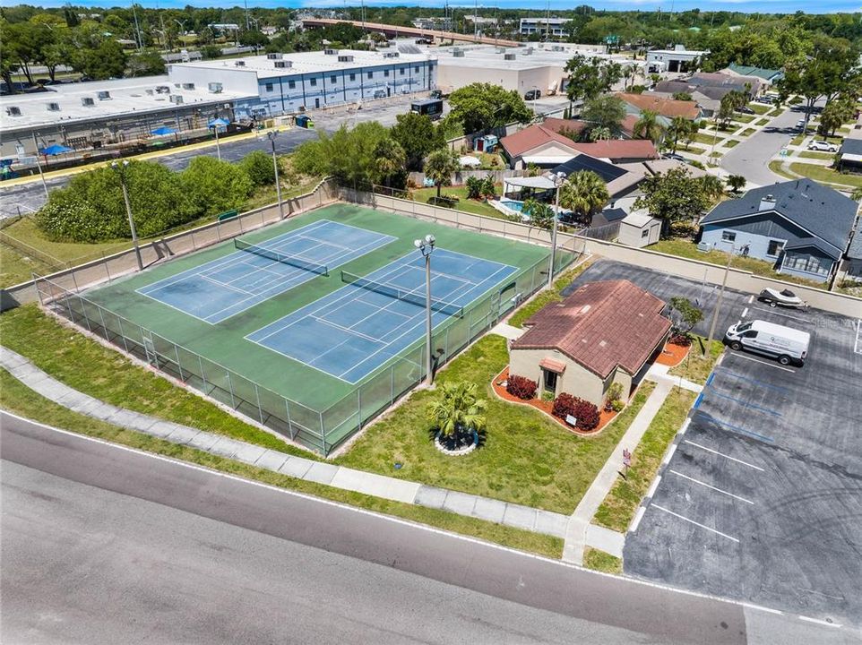 For Sale: $399,000 (3 beds, 2 baths, 1861 Square Feet)