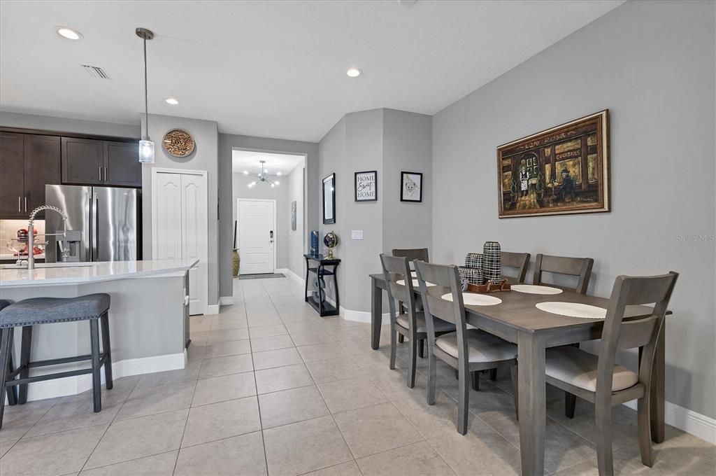 For Sale: $459,500 (2 beds, 2 baths, 1525 Square Feet)