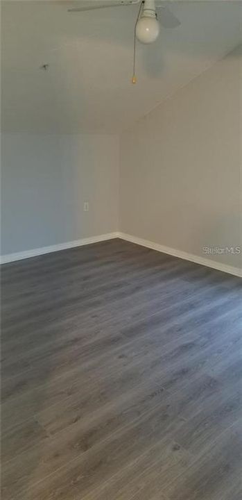 For Rent: $1,350 (1 beds, 1 baths, 650 Square Feet)