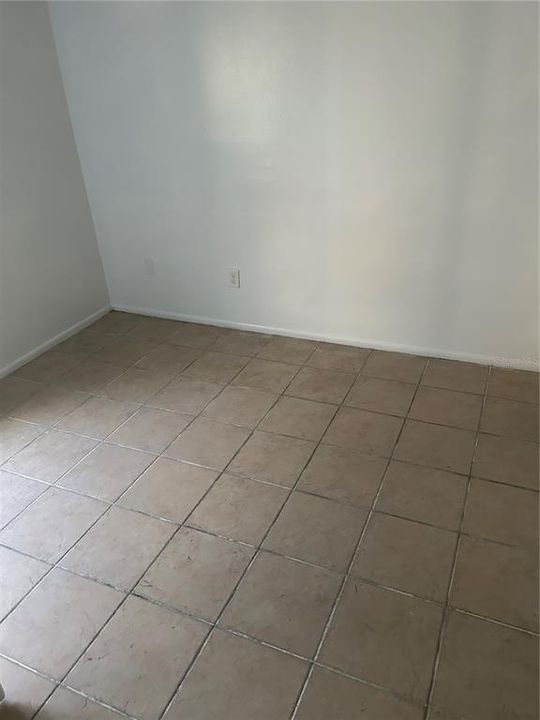 For Rent: $1,700 (2 beds, 2 baths, 948 Square Feet)