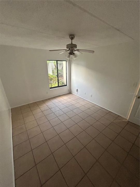 For Rent: $1,700 (2 beds, 2 baths, 948 Square Feet)