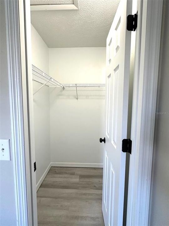 Walk in closet