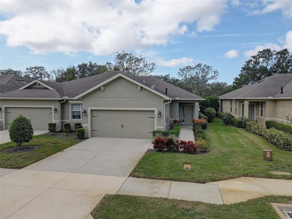 For Sale: $495,000 (2 beds, 2 baths, 1581 Square Feet)