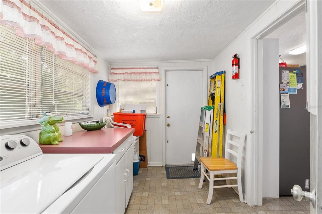 ANOTHER VIEW OF LAUNDRY ROOM, DOOR TO CARPORT