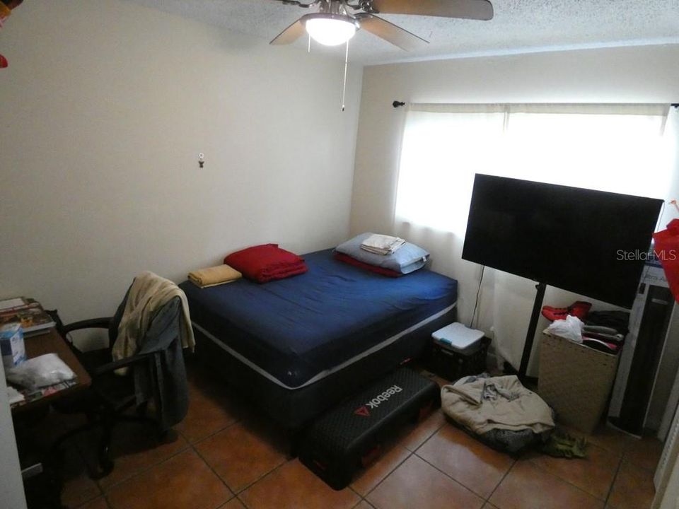 For Sale: $90,000 (2 beds, 1 baths, 870 Square Feet)