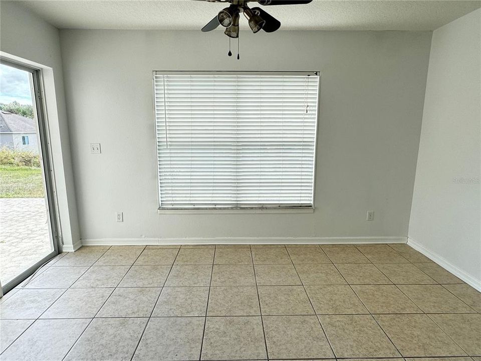 For Rent: $2,850 (4 beds, 2 baths, 3300 Square Feet)