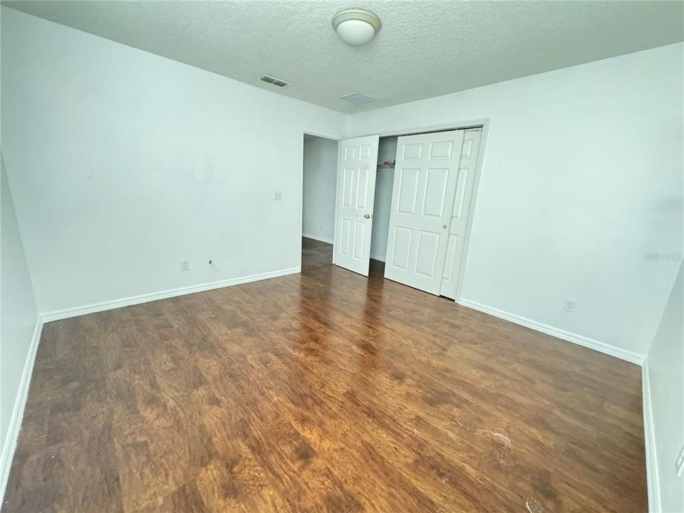 For Rent: $2,850 (4 beds, 2 baths, 3300 Square Feet)