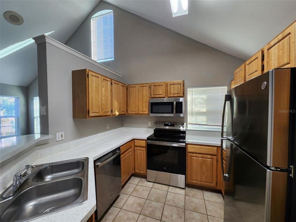 For Rent: $1,845 (2 beds, 2 baths, 1256 Square Feet)