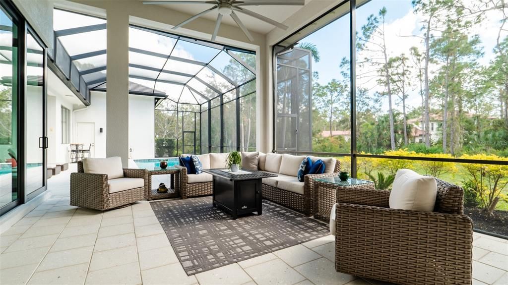 Plan on entertaining plenty of guests on this massive lanai!