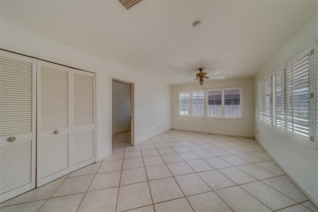 For Sale: $449,500 (2 beds, 2 baths, 1650 Square Feet)