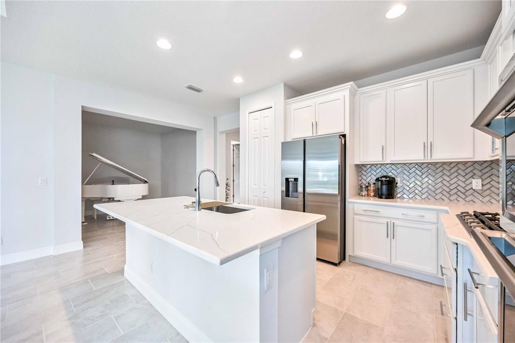 Kitchen with centered island