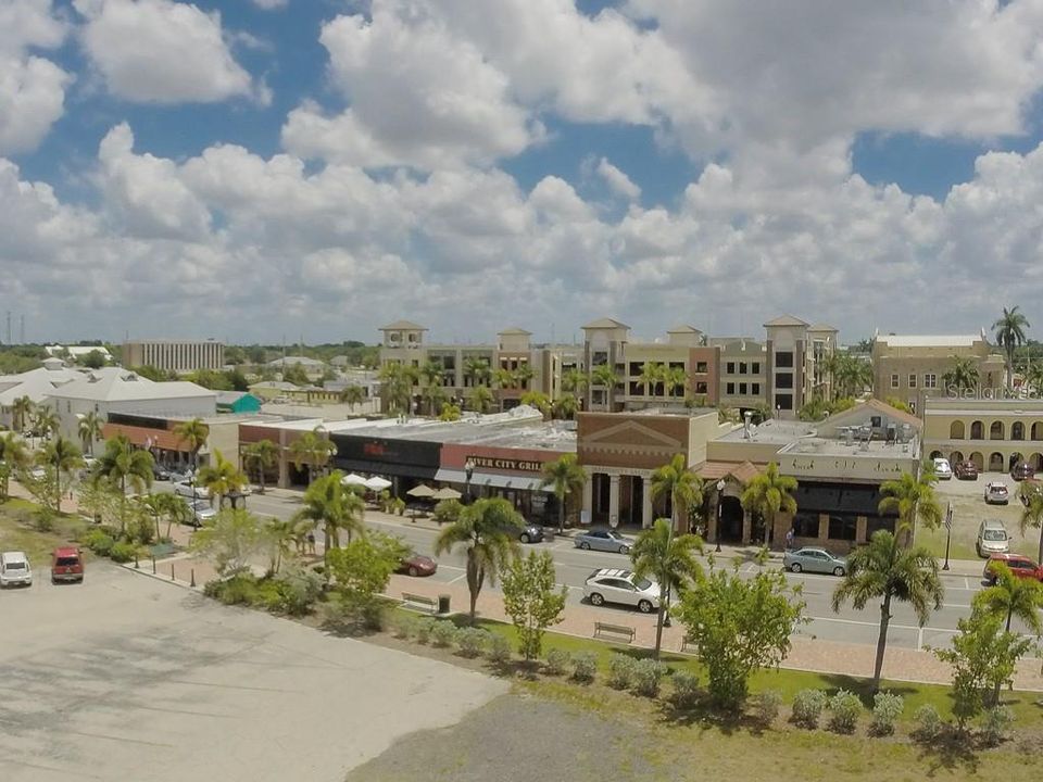 Downtown Punta Gorda with many fabulous shops and restaurants