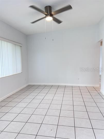 For Rent: $1,800 (2 beds, 1 baths, 744 Square Feet)