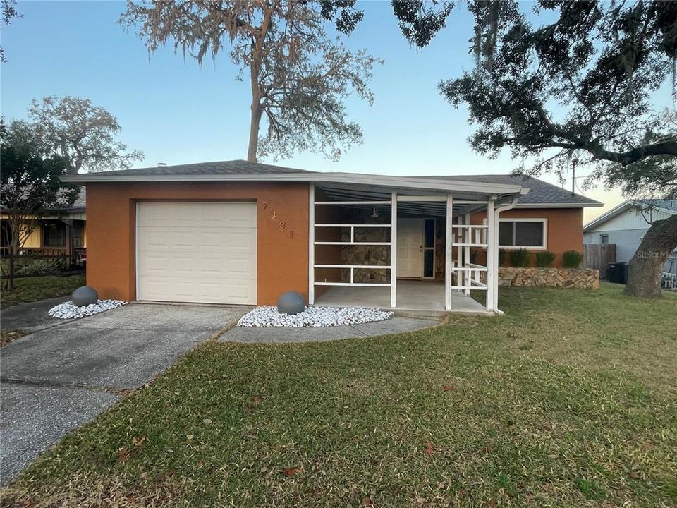 For Sale: $329,900 (3 beds, 2 baths, 1753 Square Feet)