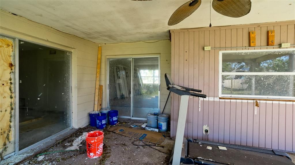 Back Porch/Covered Lanai