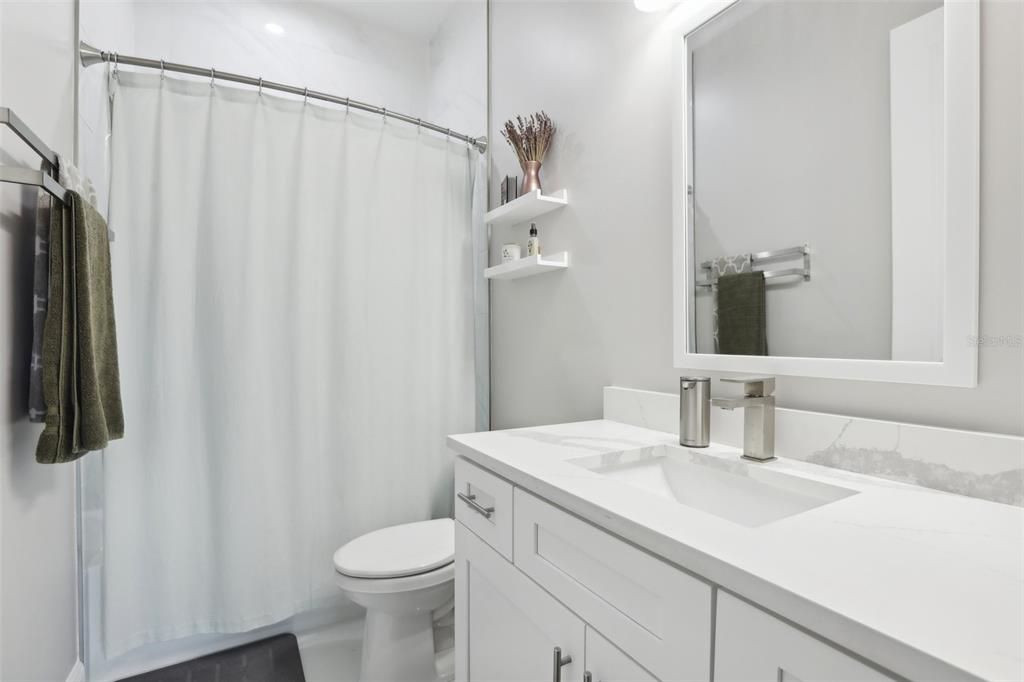 Bedroom 3 & Loft shared bath