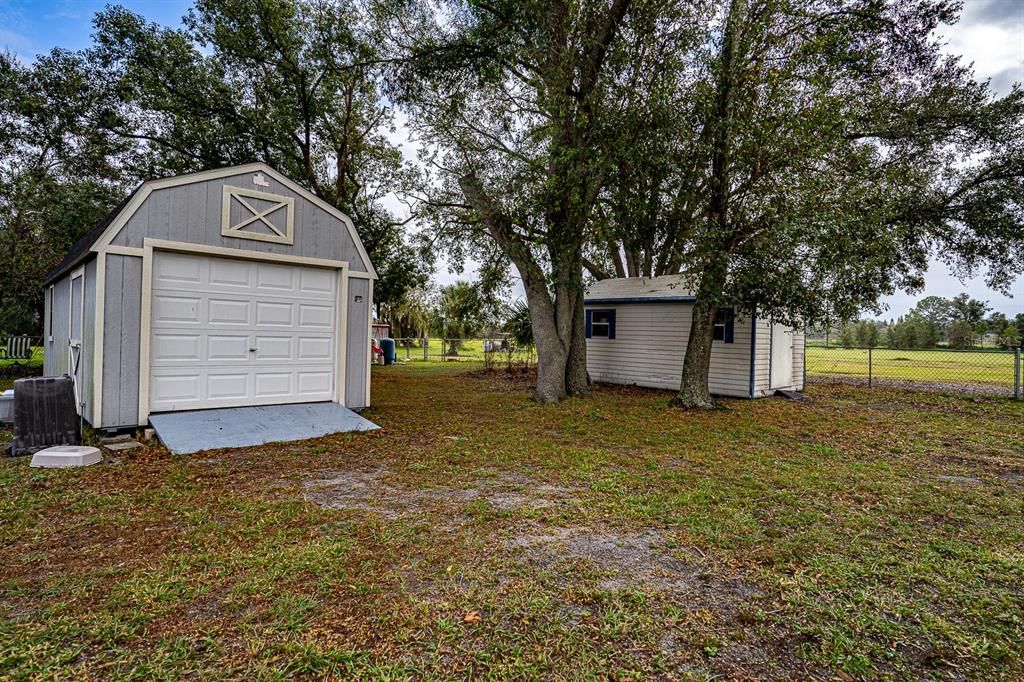 For Sale: $499,500 (3 beds, 2 baths, 1624 Square Feet)