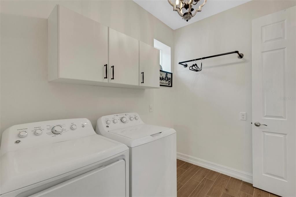 Utility room plumbed for sink