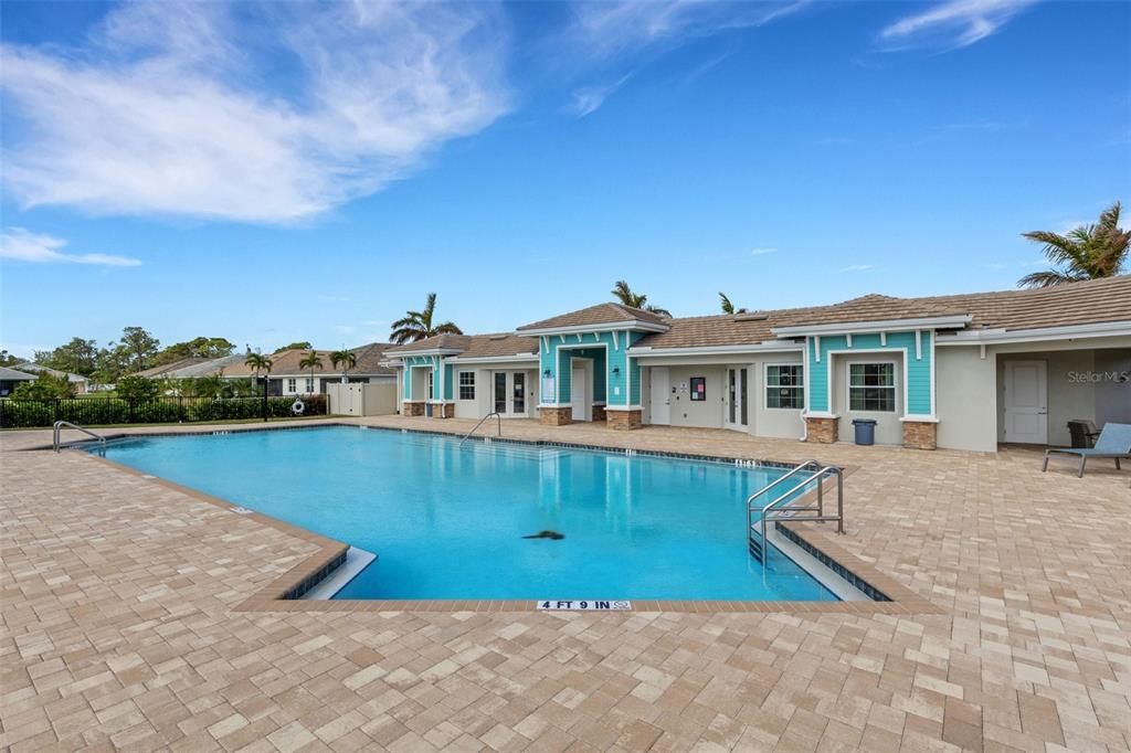 Community pool & clubhouse area