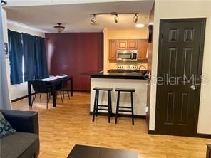 For Sale: $189,000 (1 beds, 1 baths, 591 Square Feet)