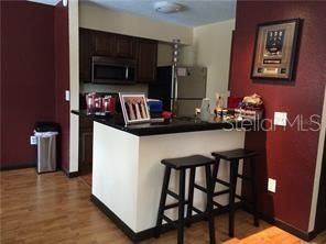 For Sale: $189,000 (1 beds, 1 baths, 591 Square Feet)