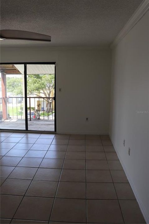 For Rent: $1,225 (1 beds, 1 baths, 785 Square Feet)