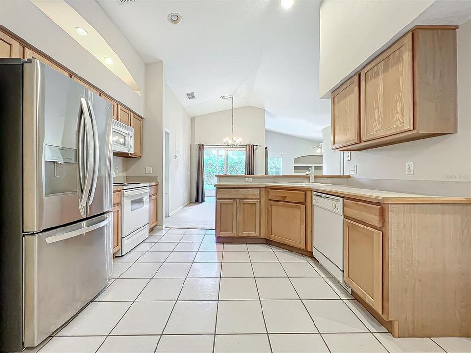 For Sale: $459,000 (4 beds, 2 baths, 1678 Square Feet)