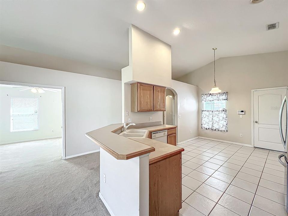 For Sale: $459,000 (4 beds, 2 baths, 1678 Square Feet)