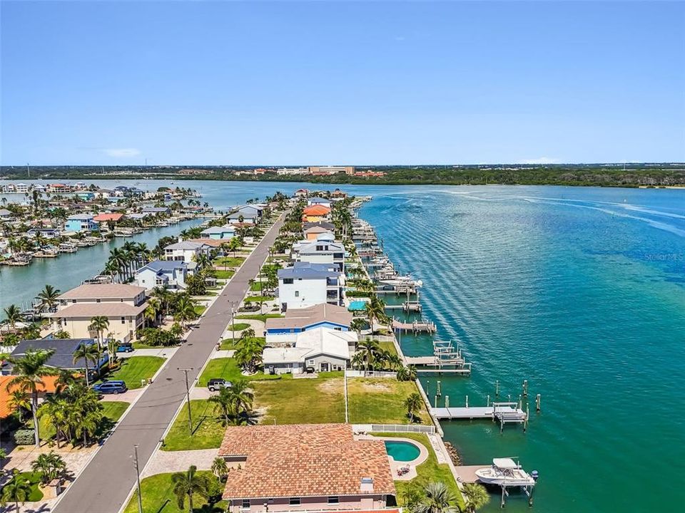 Activo con contrato: $1,390,000 (4 camas, 2 baños, 2273 Pies cuadrados)