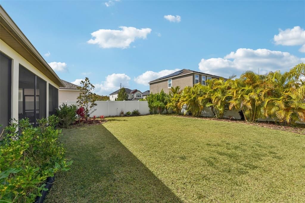 FULLY FENCED BACKYARD