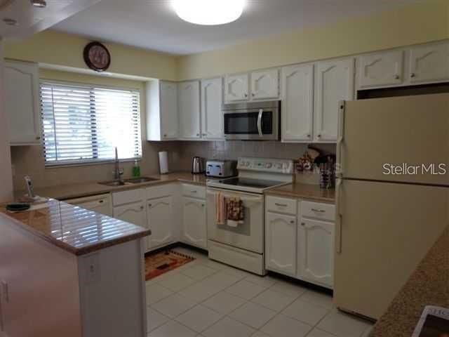 For Rent: $3,100 (2 beds, 2 baths, 1145 Square Feet)