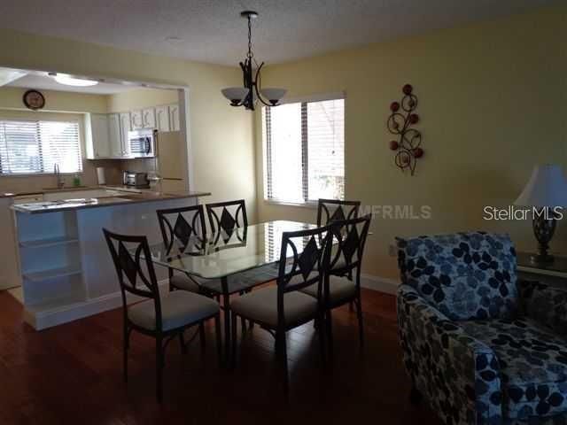 For Rent: $3,100 (2 beds, 2 baths, 1145 Square Feet)