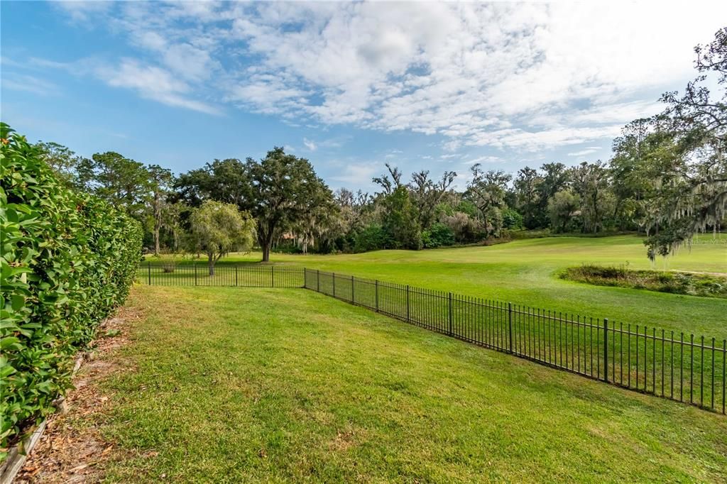 For Sale: $665,000 (3 beds, 2 baths, 2578 Square Feet)