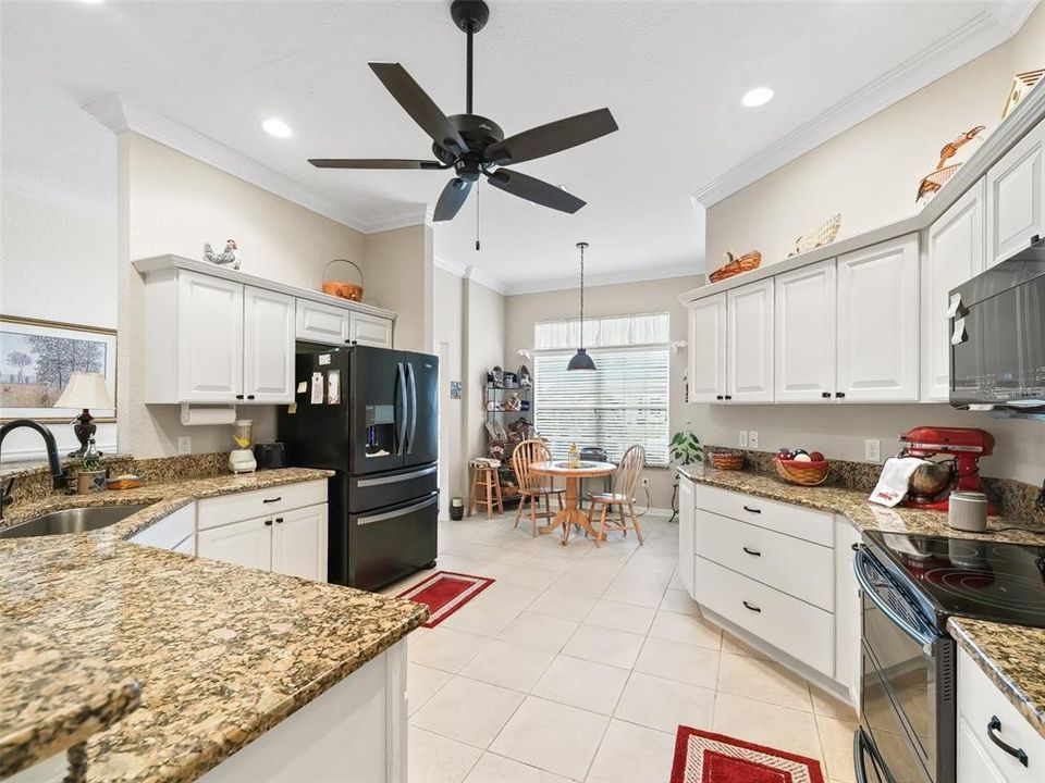 The kitchen even has a dining nook for morning breakfast