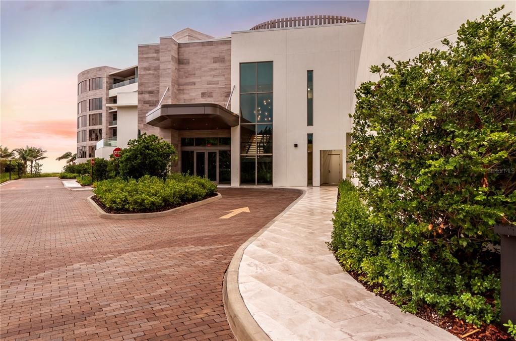 Residence Amenity Entrance