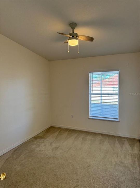 For Rent: $1,967 (4 beds, 2 baths, 1855 Square Feet)