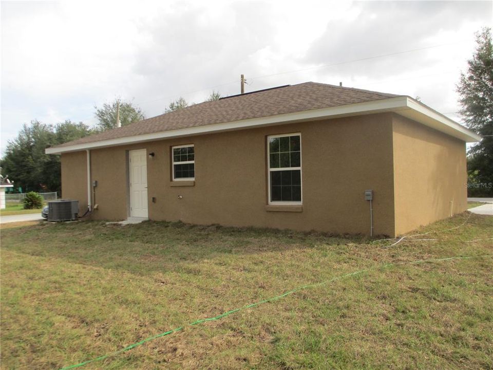 For Sale: $225,000 (3 beds, 2 baths, 1000 Square Feet)