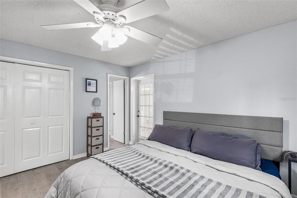 For Sale: $360,000 (3 beds, 2 baths, 1595 Square Feet)