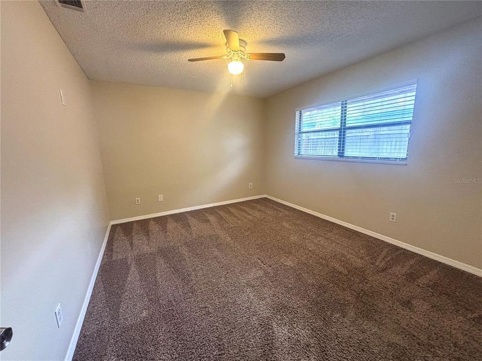 For Rent: $2,599 (4 beds, 2 baths, 2090 Square Feet)